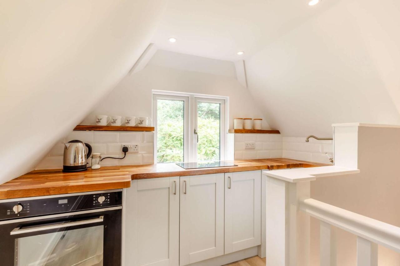 Little Thatch Lovely 2-Bed Converted Workshop Near Weymouth Radipole المظهر الخارجي الصورة